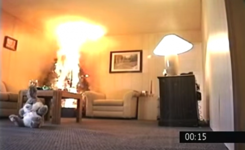 Christmas tree lights fire Christmas tree lights fire