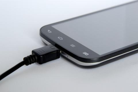 Do you charge your phone safely? Do you charge your phone safely?